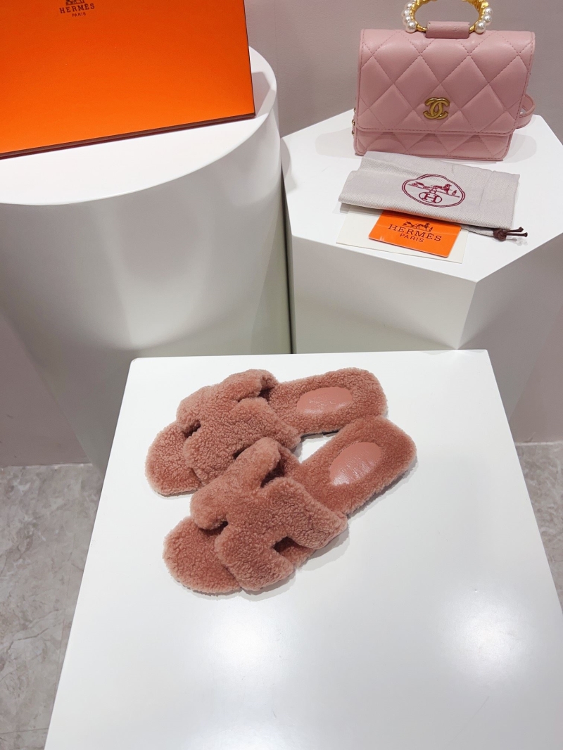 Hermes Slippers